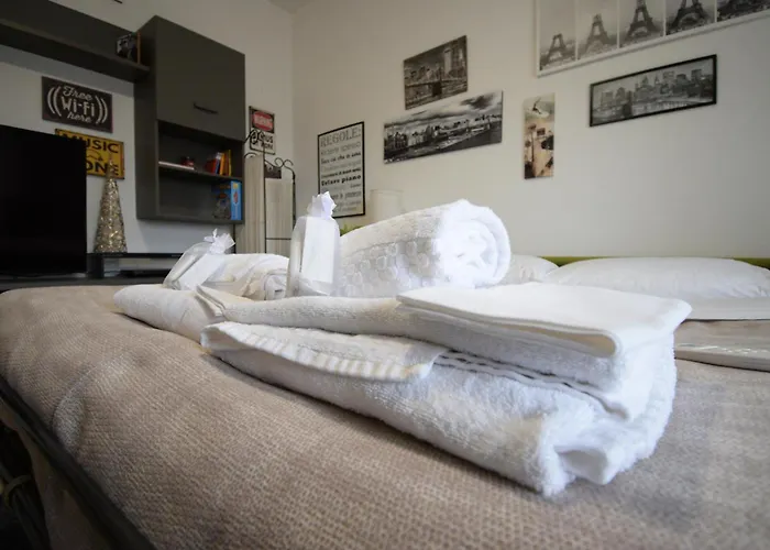 La Casa Di Dante Bologna